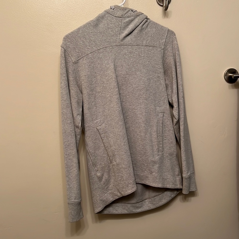 Lululemon Split Pullover - Picture 5 of 9